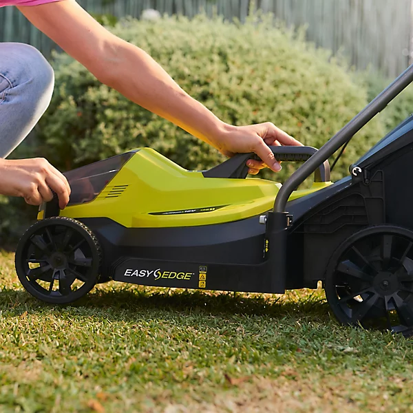 ryobi-one-rlm18x33b50b-cordless-18v-rotary-lawnmower4892210185860_06i_bq.webp Ryobi ONE+ RLM18X33B50B Cordless 18V Rotary Lawnmower